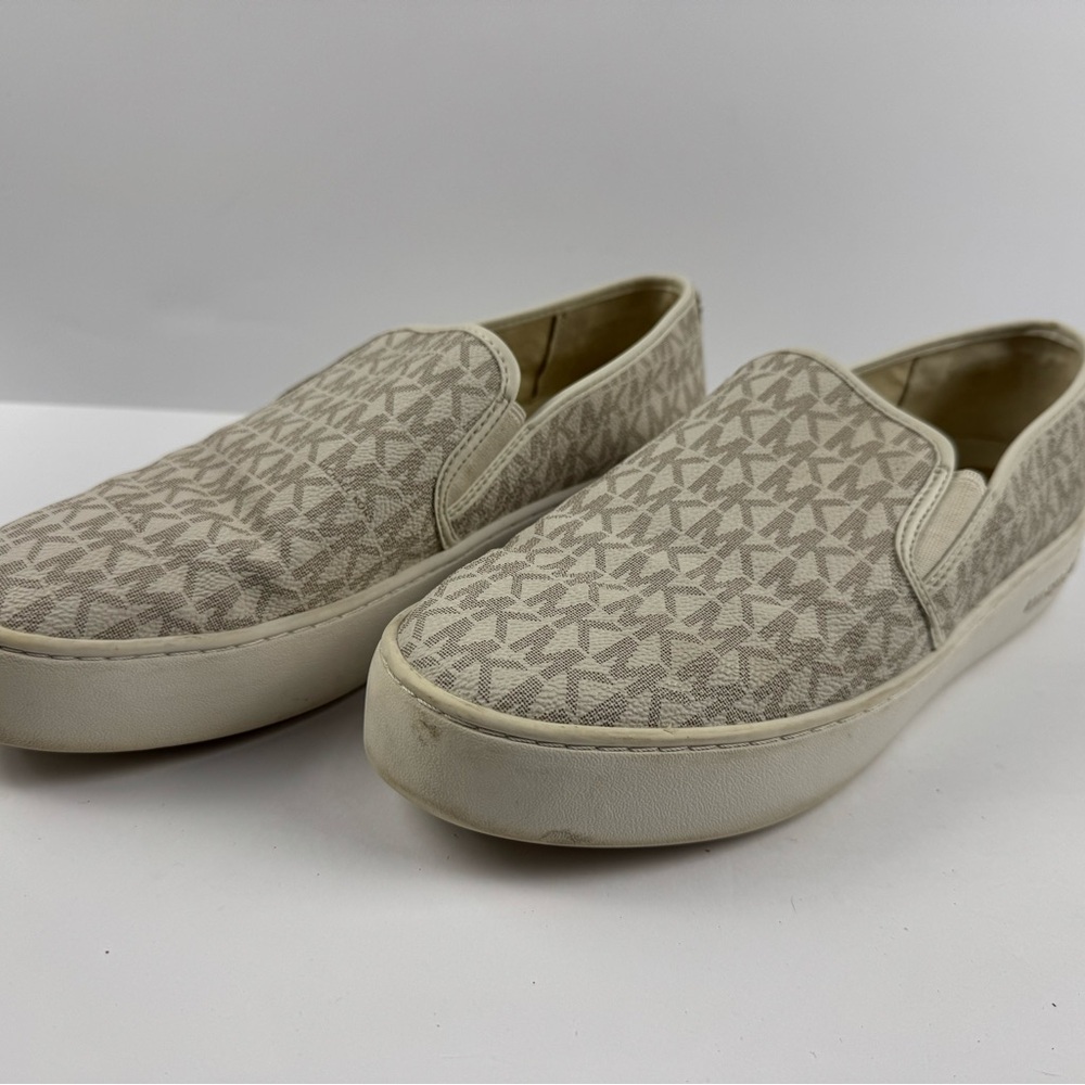 Michael Kors Keaton signature logo slip on size 9.5